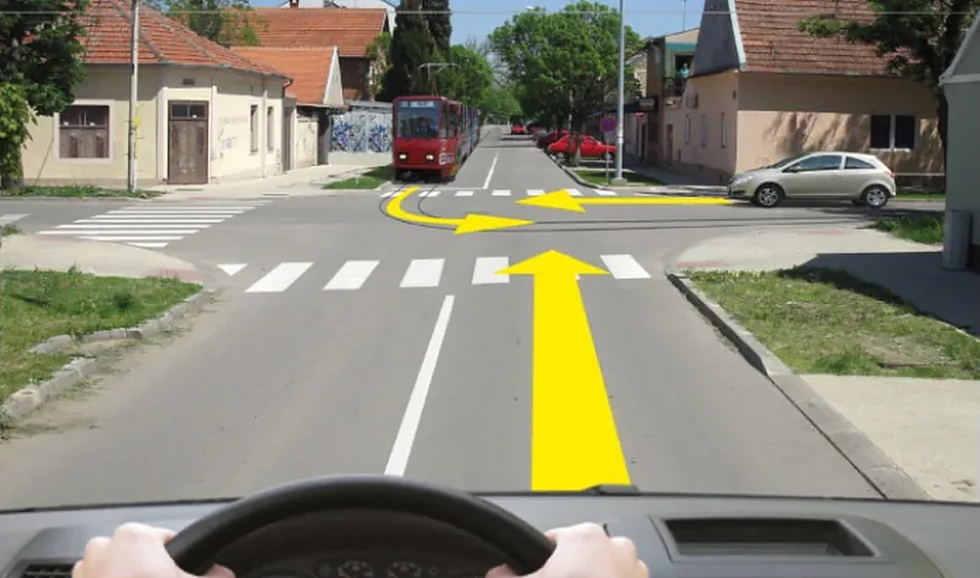 У ситуацији приказаној на слици: