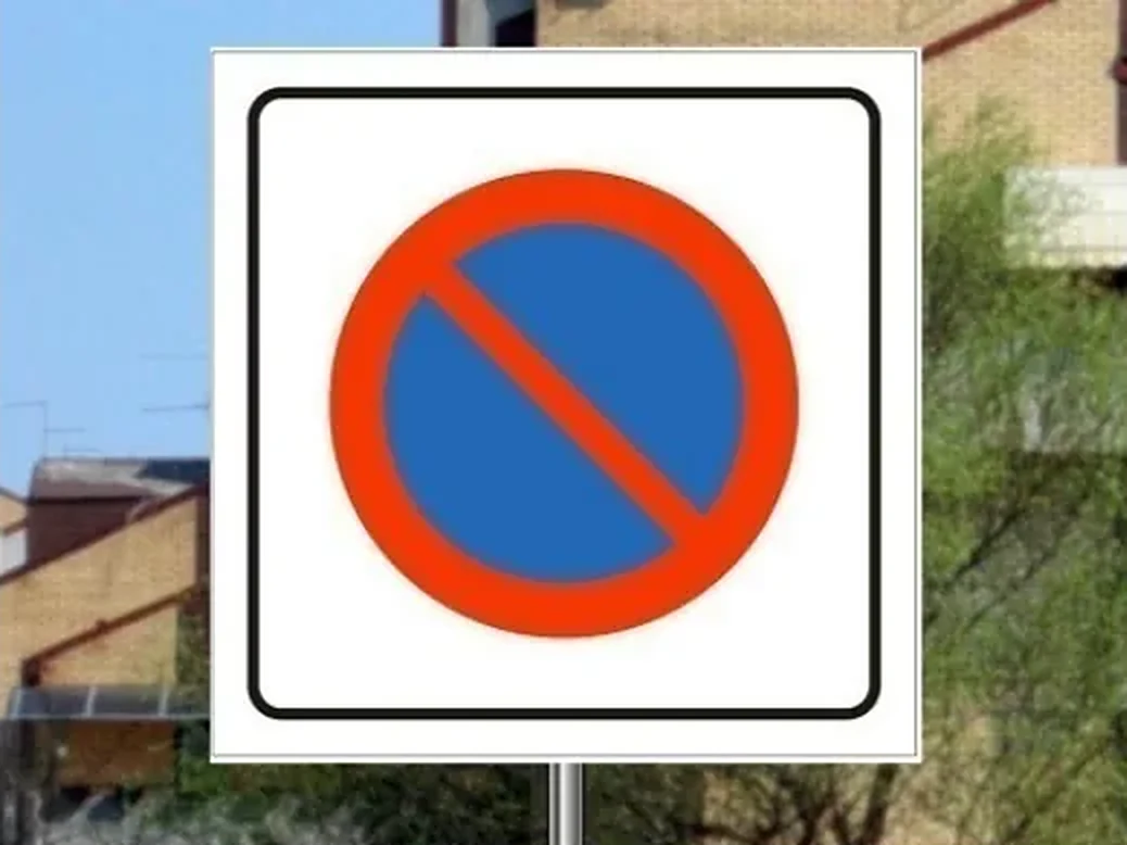 Saobraćajni znak prikazan na slici označava: