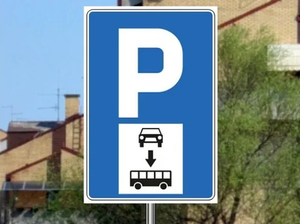 Saobraćajni znak prikazan na slici označava:
