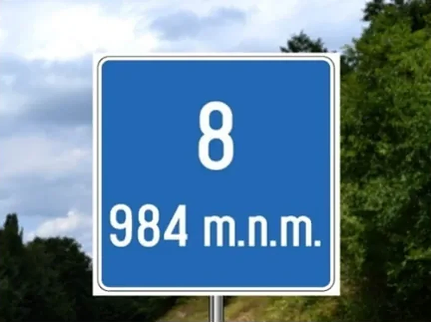 Saobraćajni znak prikazan na slici označava: