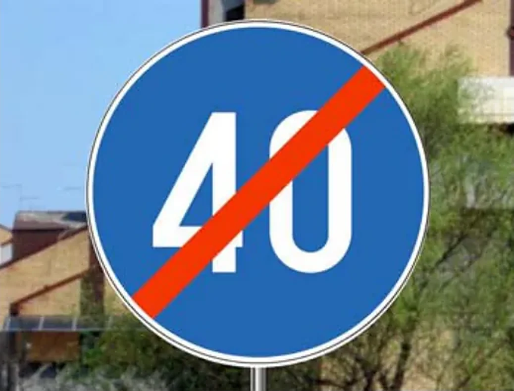 Saobraćajni znak prikazan na slici označava: