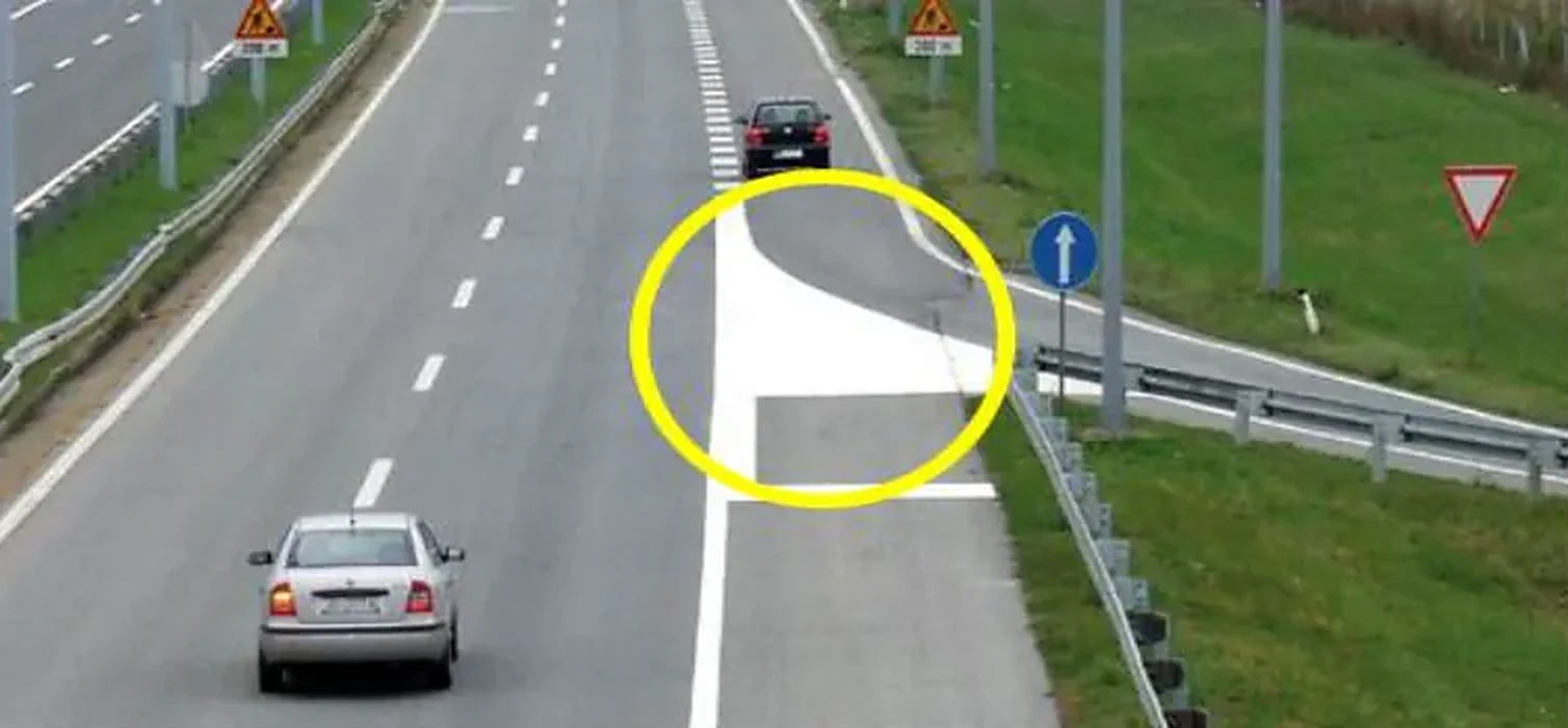 Poprečna oznaka na kolovozu označena na slici („Graničnik“) označava: