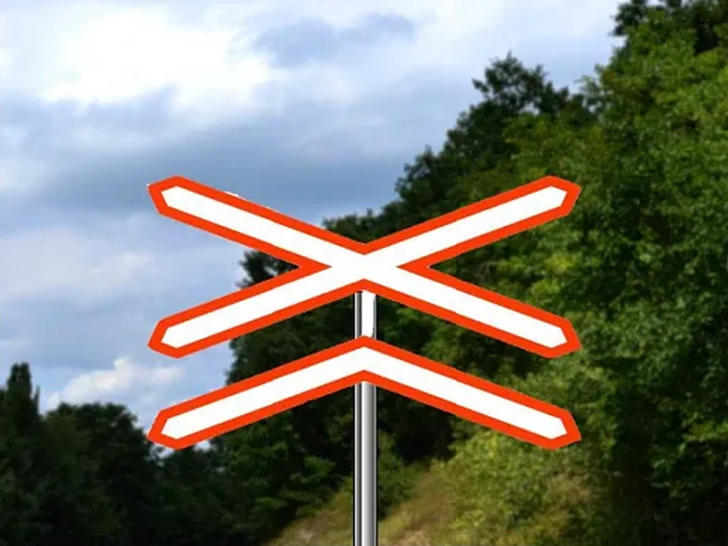 Saobraćajni znak prikazan na slici označava: